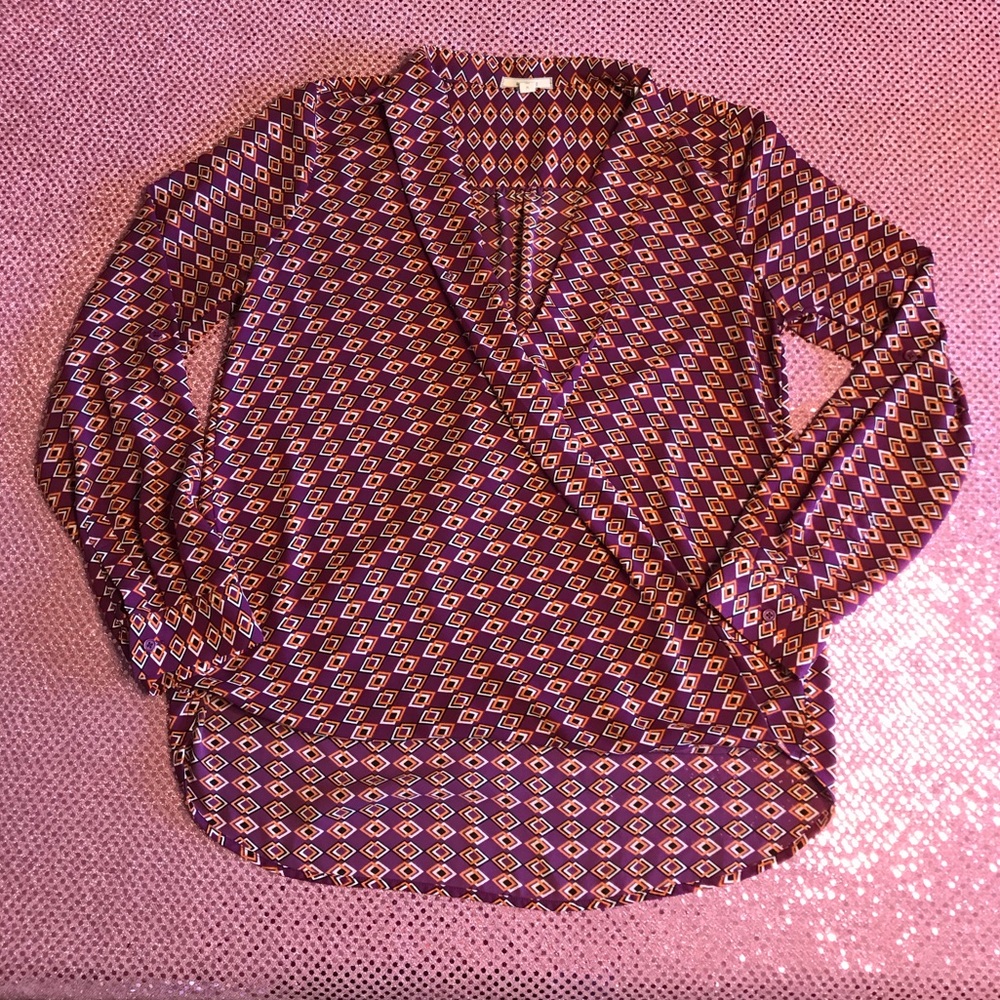 SOLD Pleione Diamond Print Surplice Wrap Blouse - Picture 5 of 12